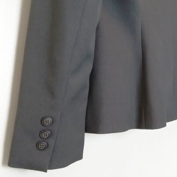 Tahari Arthur S Levine Petite Light Charcoal Grey Stylish Peplum Blazer Sz 6P - Picture 8 of 10